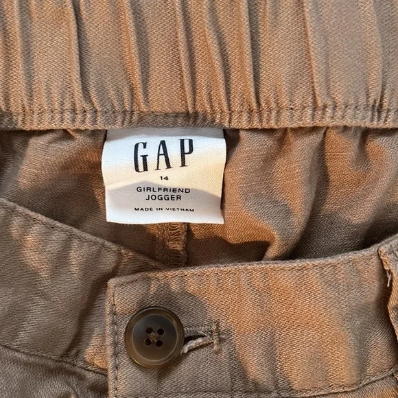 Gap girlfriend joggers - Picture 2 of 4